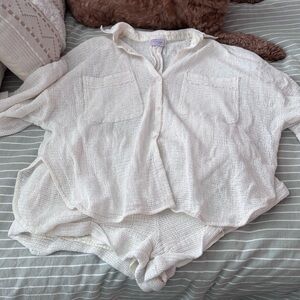 Urban outfitters out from under beach boardwalk set in Ivory